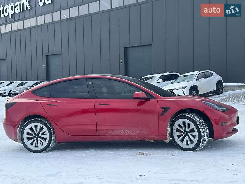 Седан Tesla Model 3 2022 в Львове фото 10 Седан Tesla Model 3 2022 в Львове