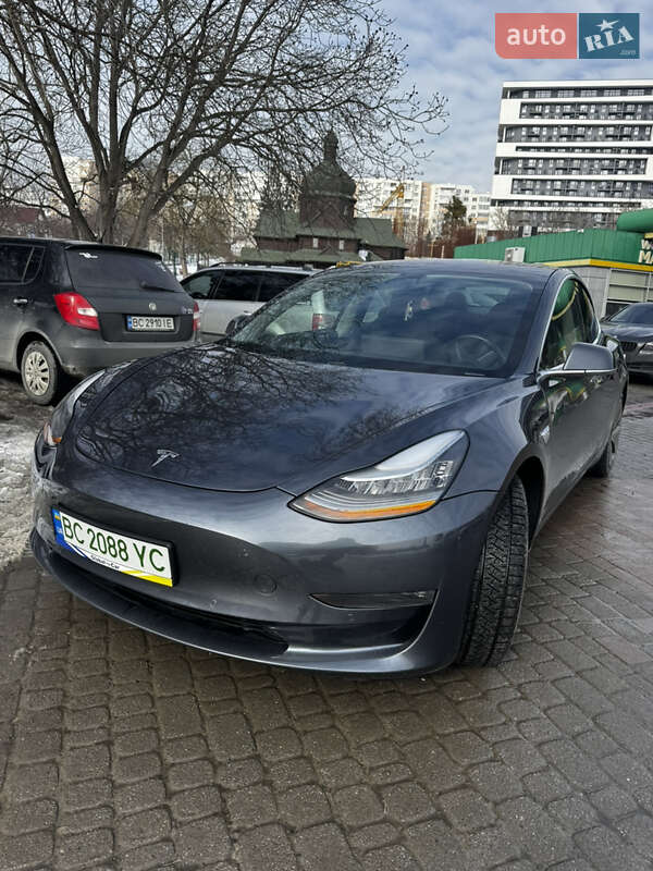 Седан Tesla Model 3 2019 в Львові фото 3 Седан Tesla Model 3 2019 в Львові