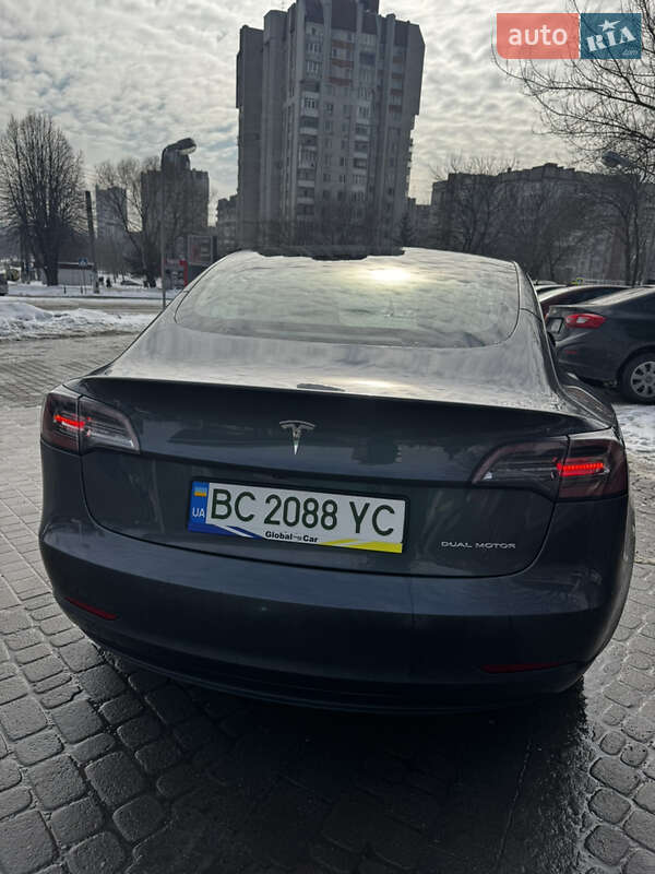 Седан Tesla Model 3 2019 в Львові фото 7 Седан Tesla Model 3 2019 в Львові