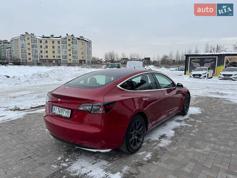 Седан Tesla Model 3 2018 в Киеве