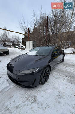 Седан Tesla Model 3 2024 в Киеве фото 9 Седан Tesla Model 3 2024 в Киеве