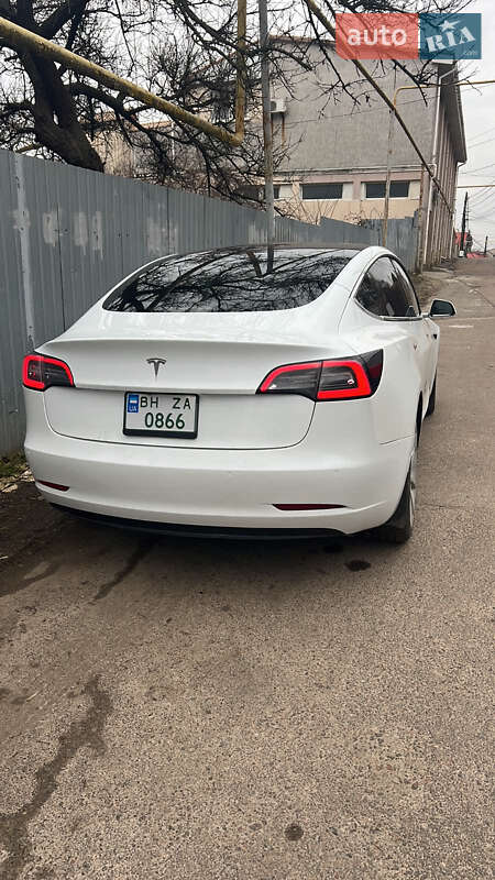 Седан Tesla Model 3 2018 в Одесі фото 13 Седан Tesla Model 3 2018 в Одесі