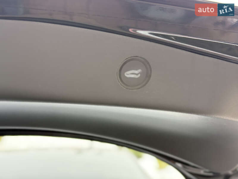 Седан Tesla Model 3 2023 в Стрые фото 49 Седан Tesla Model 3 2023 в Стрые