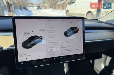 Седан Tesla Model 3 2019 в Ровно