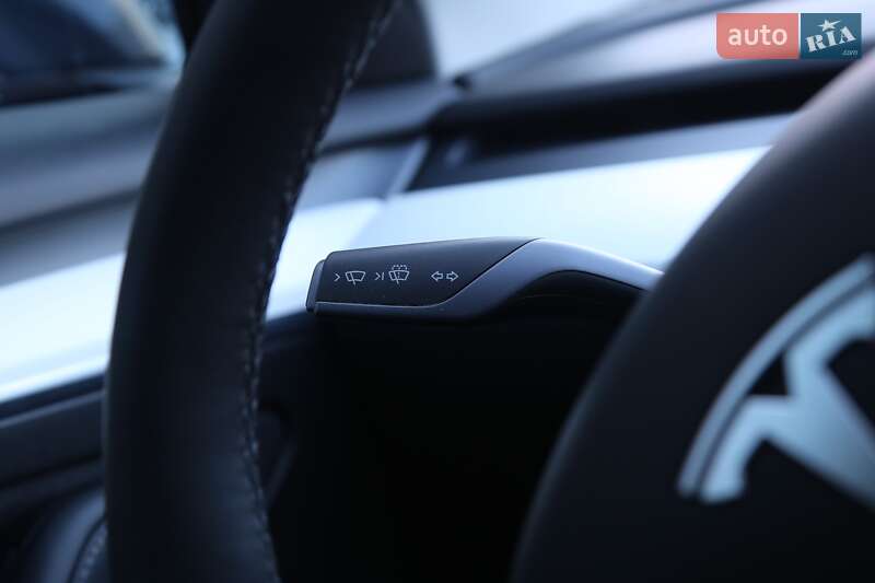 Седан Tesla Model 3 2021 в Киеве фото 20 Седан Tesla Model 3 2021 в Киеве