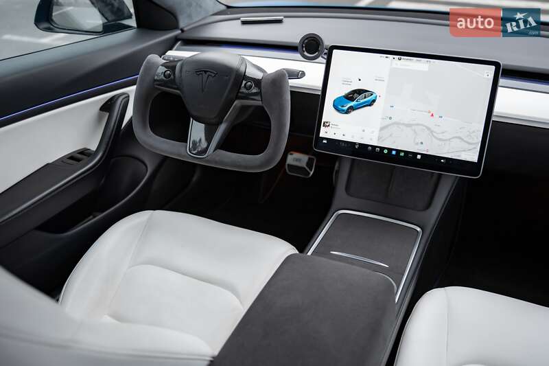 Седан Tesla Model 3 2018 в Киеве