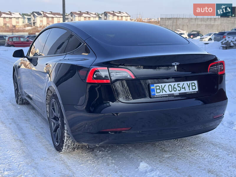 Седан Tesla Model 3 2019 в Ровно фото 37 Седан Tesla Model 3 2019 в Ровно