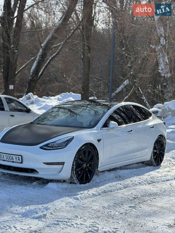 Седан Tesla Model 3 2020 в Хмельницькому фото 2 Седан Tesla Model 3 2020 в Хмельницькому