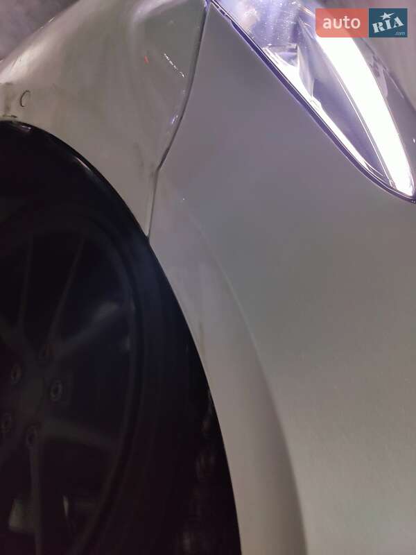 Седан Tesla Model 3 2021 в Львове