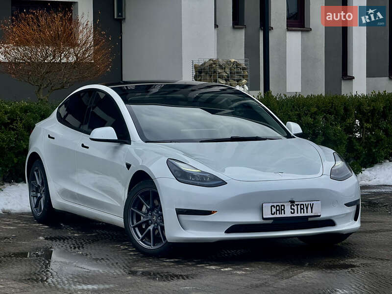 Седан Tesla Model 3 2023 в Стрию фото 2 Седан Tesla Model 3 2023 в Стрию