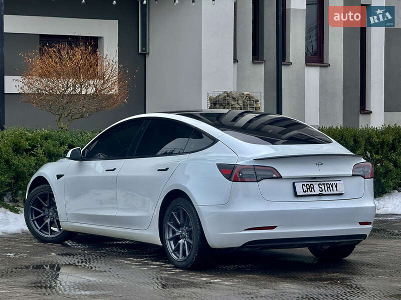 Седан Tesla Model 3 2023 в Стрию фото 4 Седан Tesla Model 3 2023 в Стрию