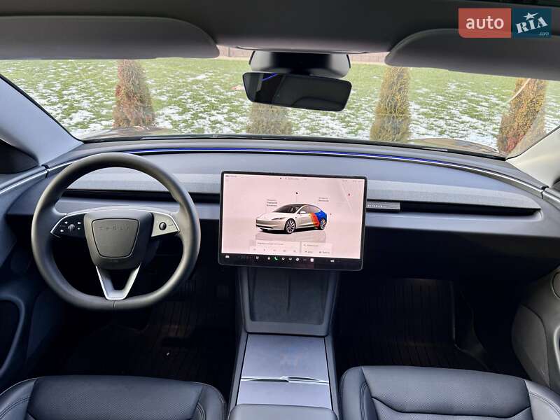 Седан Tesla Model 3 2024 в Стрые