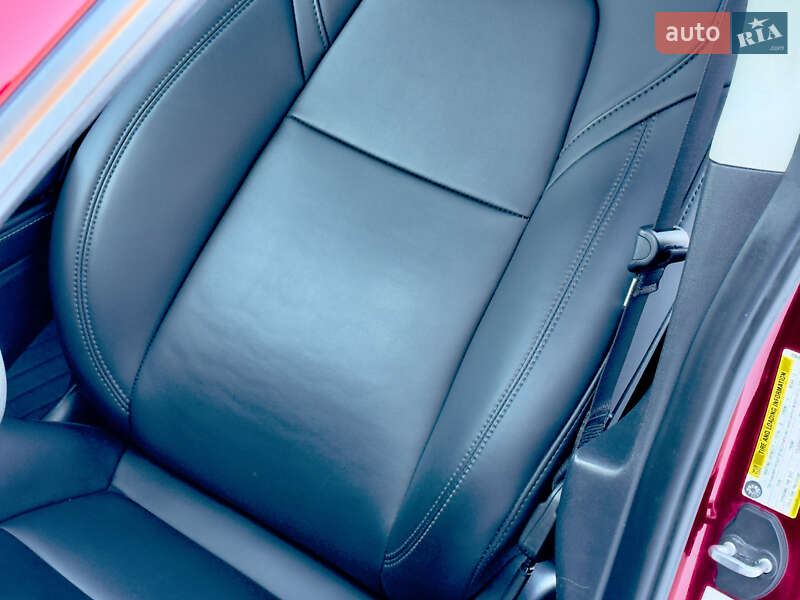 Седан Tesla Model 3 2023 в Стрию