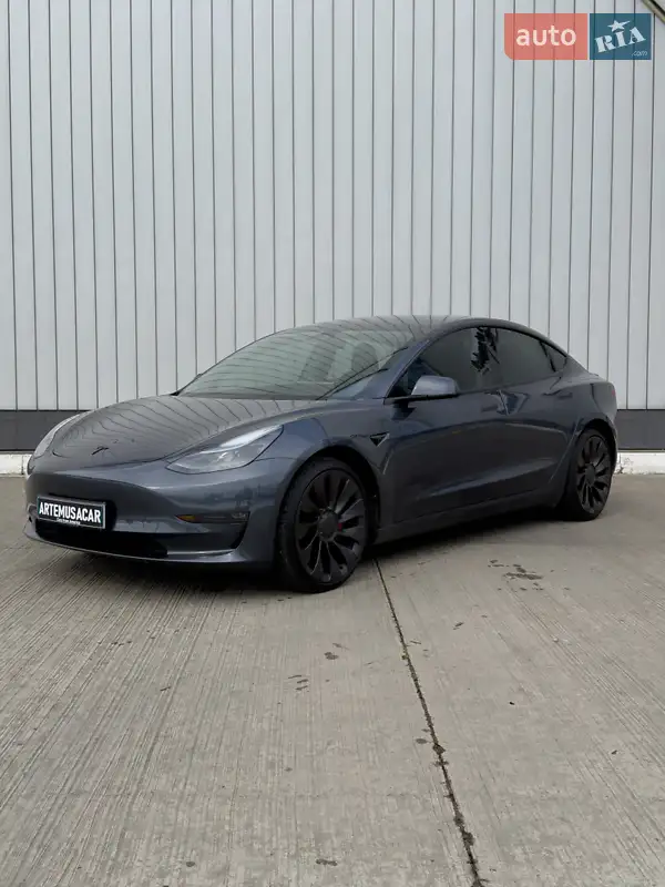 Tesla Model 3