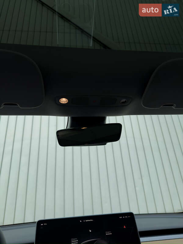 Седан Tesla Model 3 2023 в Черновцах фото 12 Седан Tesla Model 3 2023 в Черновцах