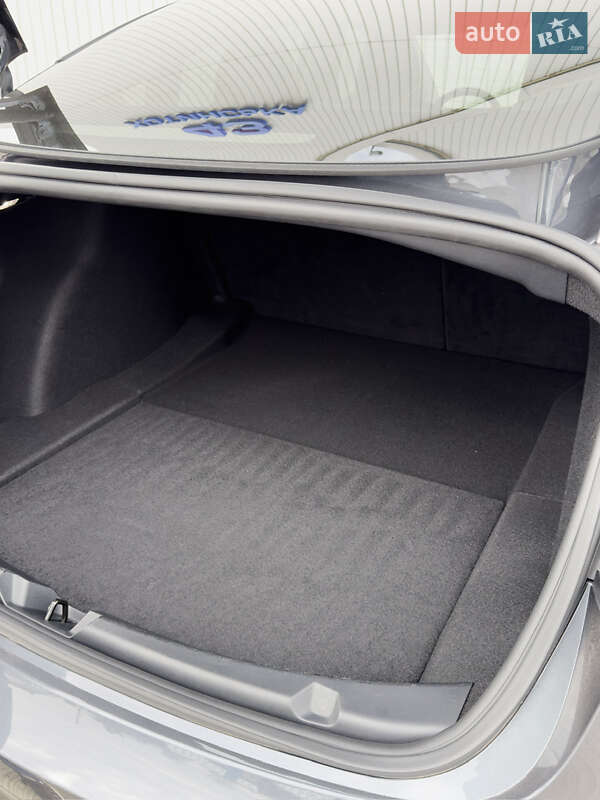 Седан Tesla Model 3 2023 в Черновцах фото 15 Седан Tesla Model 3 2023 в Черновцах