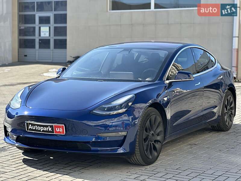 Tesla Model 3 2018