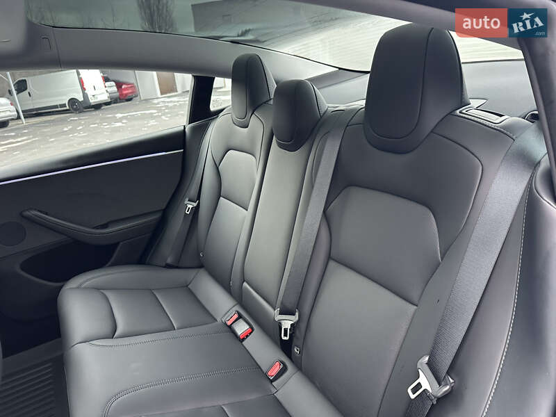 Седан Tesla Model 3 2024 в Дніпрі фото 19 Седан Tesla Model 3 2024 в Дніпрі