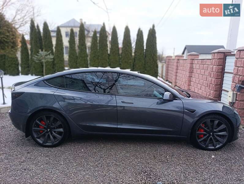Седан Tesla Model 3 2020 в Львові фото 4 Седан Tesla Model 3 2020 в Львові