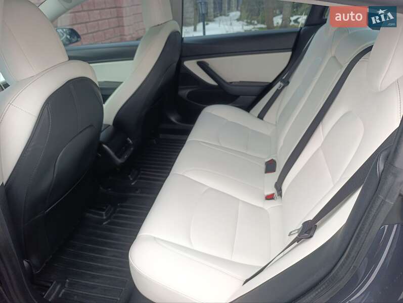 Седан Tesla Model 3 2020 в Львові фото 13 Седан Tesla Model 3 2020 в Львові