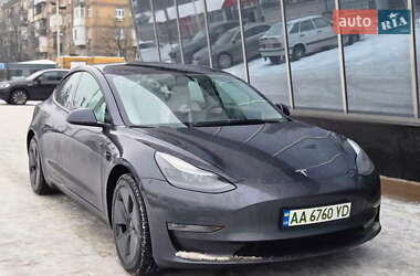 Седан Tesla Model 3 2023 в Киеве