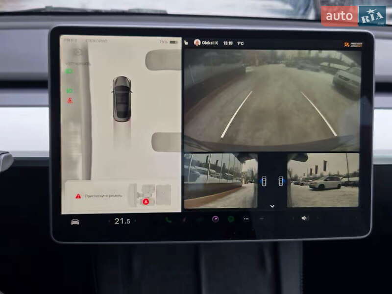 Седан Tesla Model 3 2023 в Киеве