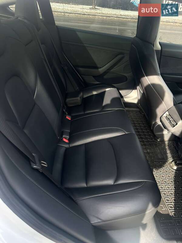 Седан Tesla Model 3 2022 в Києві фото 5 Седан Tesla Model 3 2022 в Києві