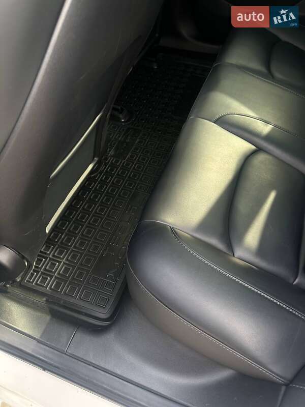 Седан Tesla Model 3 2022 в Києві фото 15 Седан Tesla Model 3 2022 в Києві