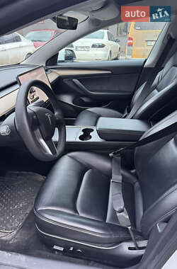 Седан Tesla Model 3 2021 в Одессе