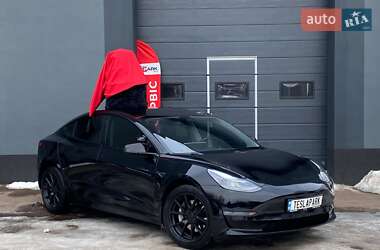 Седан Tesla Model 3 2021 в Києві