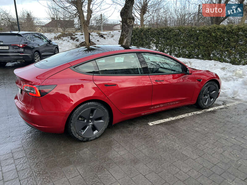 Tesla Model 3 2021