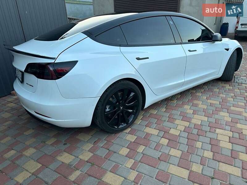 Седан Tesla Model 3 2018 в Одессе