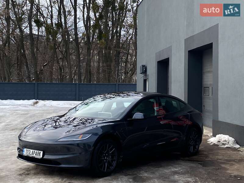 Седан Tesla Model 3 2025 в Киеве фото 4 Седан Tesla Model 3 2025 в Киеве