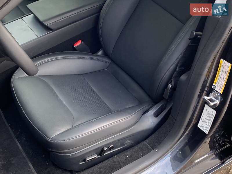 Седан Tesla Model 3 2025 в Киеве фото 13 Седан Tesla Model 3 2025 в Киеве