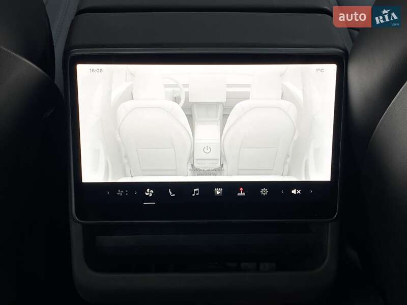 Седан Tesla Model 3 2025 в Киеве фото 17 Седан Tesla Model 3 2025 в Киеве