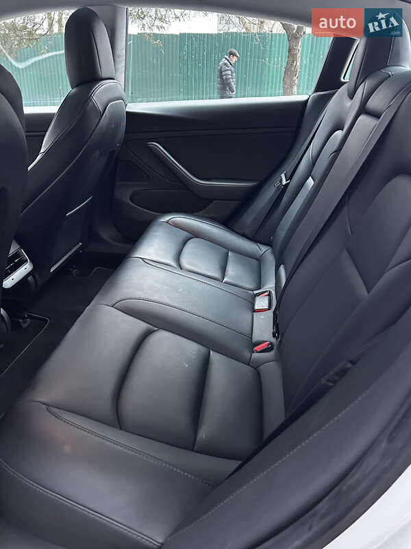 Седан Tesla Model 3 2020 в Львове фото 9 Седан Tesla Model 3 2020 в Львове