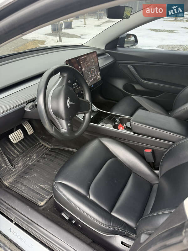 Седан Tesla Model 3 2018 в Львове фото 11 Седан Tesla Model 3 2018 в Львове