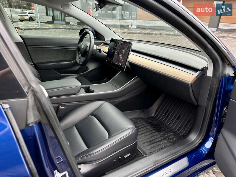 Седан Tesla Model 3 2020 в Кривом Роге фото 38 Седан Tesla Model 3 2020 в Кривом Роге