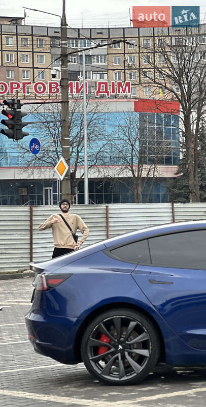 Седан Tesla Model 3 2020 в Кривом Роге фото 24 Седан Tesla Model 3 2020 в Кривом Роге