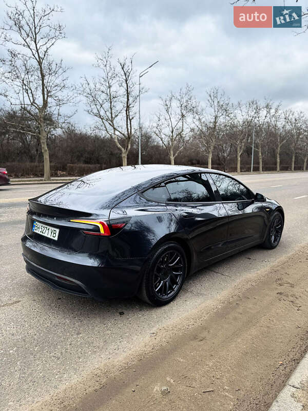 Седан Tesla Model 3 2024 в Одесі фото 6 Седан Tesla Model 3 2024 в Одесі