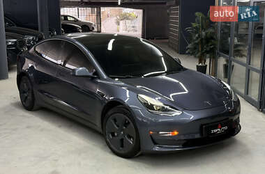Седан Tesla Model 3 2023 в Одессе