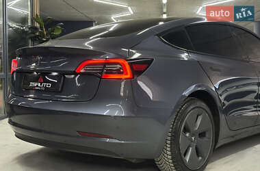 Седан Tesla Model 3 2023 в Одессе