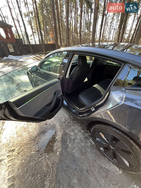 Седан Tesla Model 3 2024 в Львове фото 17 Седан Tesla Model 3 2024 в Львове