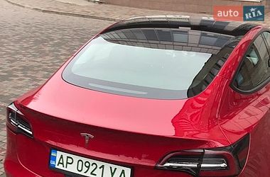 Седан Tesla Model 3 2022 в Запоріжжі