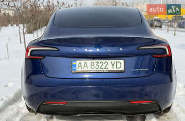Седан Tesla Model 3 2023 в Киеве