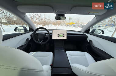 Седан Tesla Model 3 2023 в Киеве