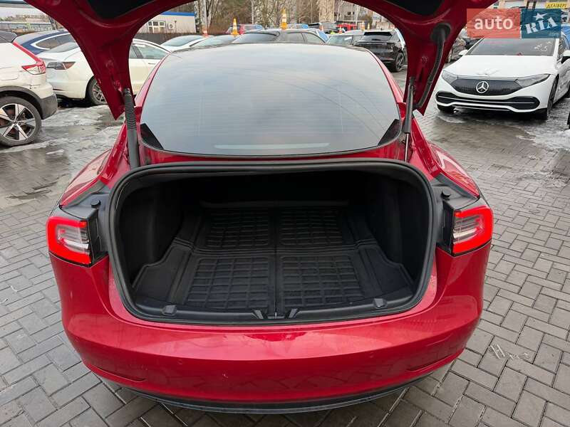 Седан Tesla Model 3 2022 в Луцьку фото 6 Седан Tesla Model 3 2022 в Луцьку