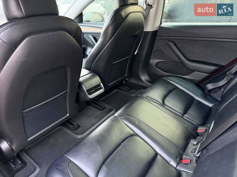 Седан Tesla Model 3 2022 в Луцьку фото 16 Седан Tesla Model 3 2022 в Луцьку