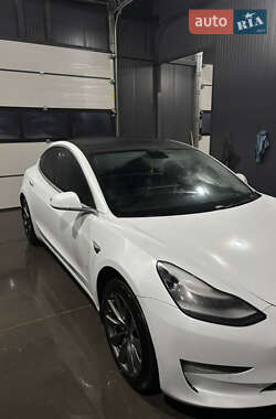 Седан Tesla Model 3 2019 в Каменке-Бугской