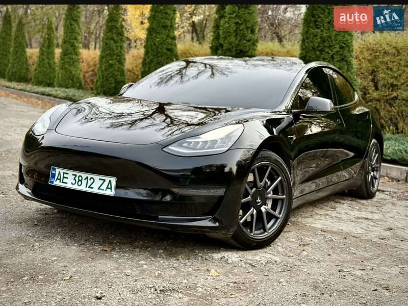 Tesla Model 3 2020 Tesla Model 3 2020